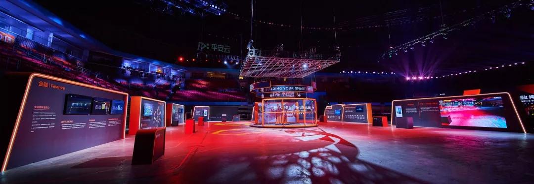 大型會(huì)議活動(dòng)策劃的場(chǎng)地如何布置？需要注意什么？